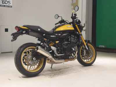 Kawasaki Z900RS SE 2024