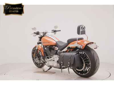Harley-Davidson Breakout FXBR1920 2023