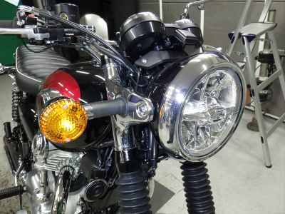 Kawasaki W800 2025