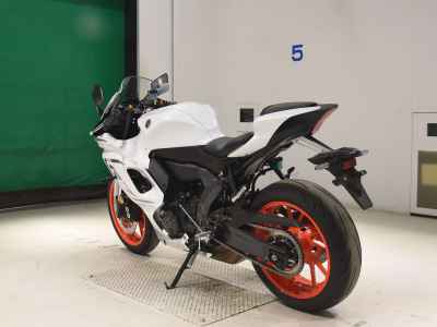 Yamaha YZF-R7 2023