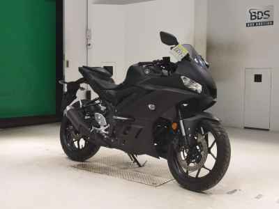 Yamaha YZF-R25 2021