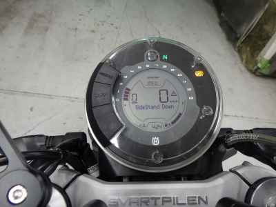 Husqvarna Svartpilen 401 2020