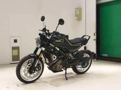 Husqvarna Svartpilen 401 2020