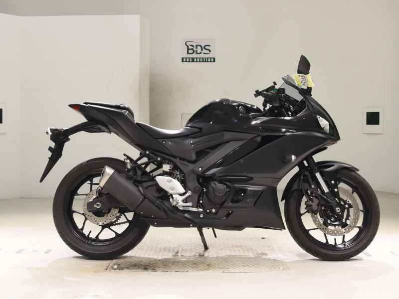 Yamaha YZF-R3 2021
