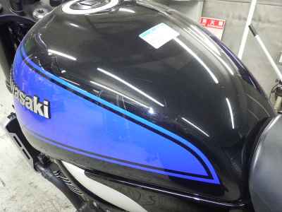 Kawasaki Z900RS 2023