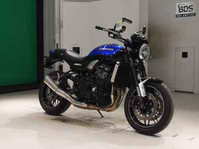 Kawasaki Z900RS 2023
