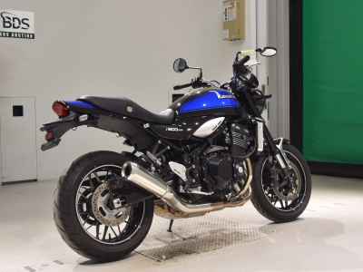 Kawasaki Z900RS 2023