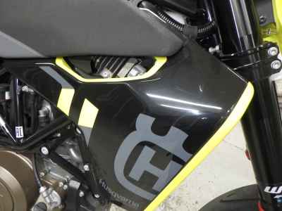 Husqvarna 701 Supermoto 2024