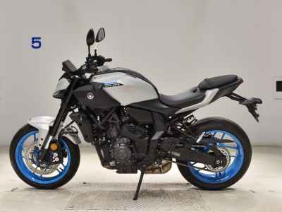 Yamaha MT-07 AMT 2025
