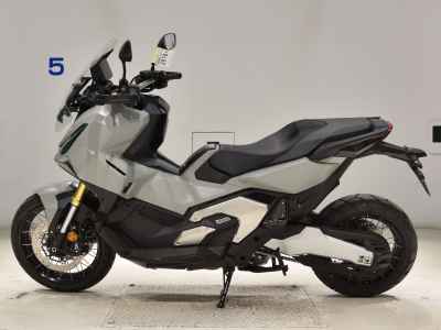 Honda X-Adv 750 2025