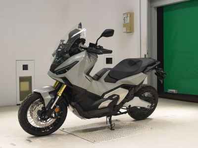 Honda X-Adv 750 2025