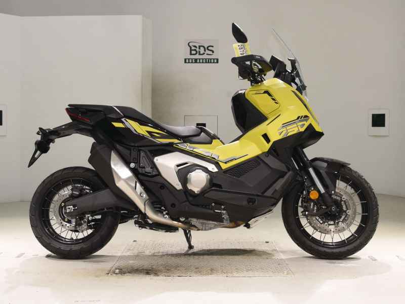 Honda X-Adv 750 2025