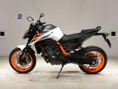 KTM 890 Duke R 2021