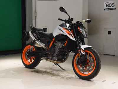 KTM 890 Duke R 2021