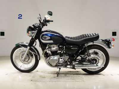 Kawasaki W800 2023