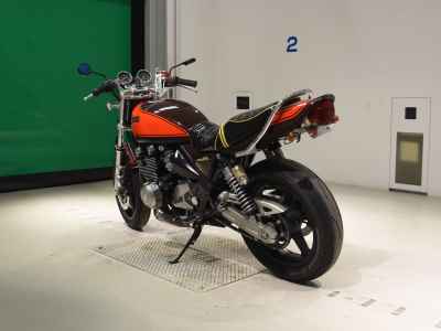 Kawasaki Zephyr 400 2010