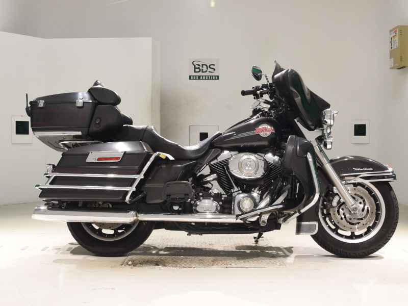 Harley-Davidson Electra Glide FLHTCU1580 2006