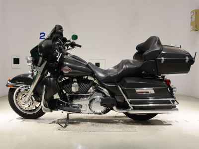 Harley-Davidson Electra Glide FLHTCU1580 2006