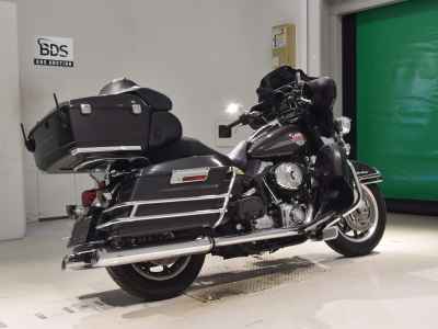 Harley-Davidson Electra Glide FLHTCU1580 2006