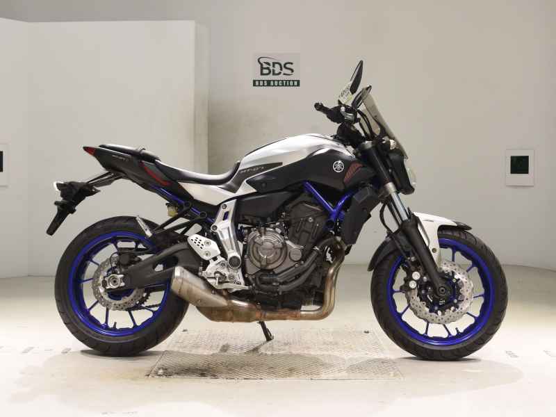 Yamaha MT-07 2015