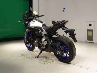 Yamaha MT-07 2015