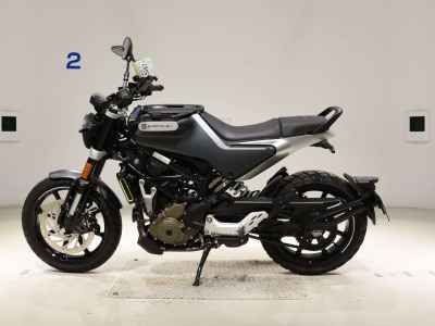 Husqvarna Svartpilen 250 2020