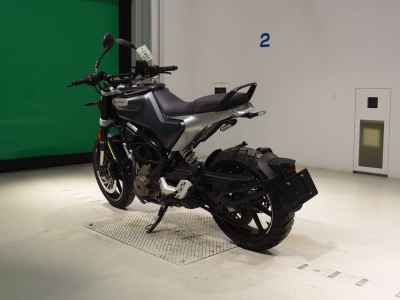 Husqvarna Svartpilen 250 2020