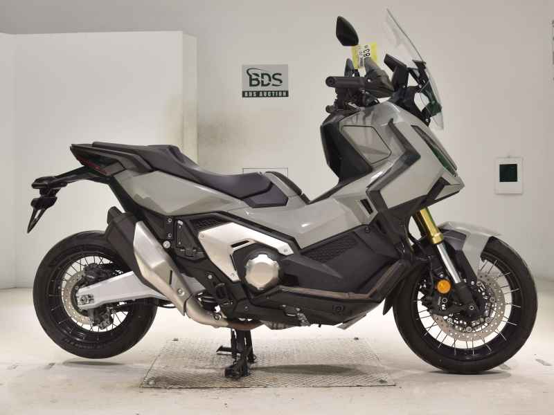 Honda X-Adv 750 2025