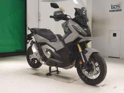 Honda X-Adv 750 2025