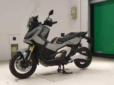 Honda X-Adv 750 2025