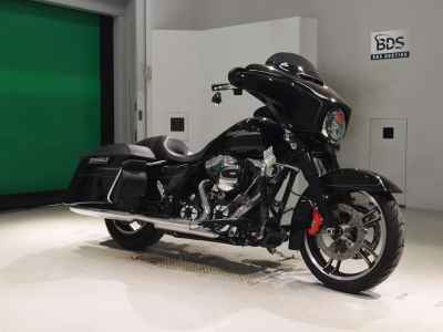 Harley-Davidson Street Glide FLHXS1690 2015