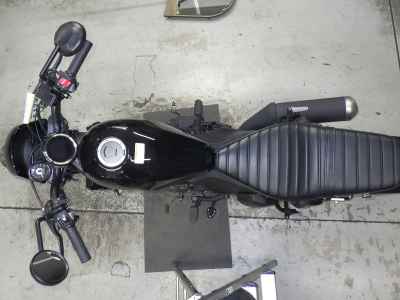 Honda XJR400 2025