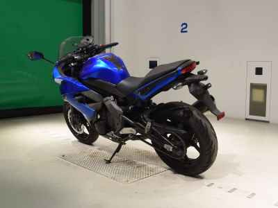 Kawasaki Ninja 400R 2013