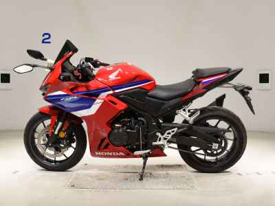 Honda CBR400R 2024