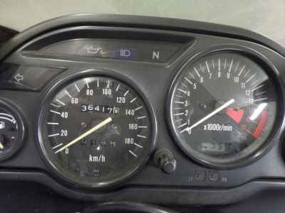 Kawasaki ZZR400 2005