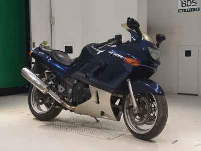 Kawasaki ZZR400 2005