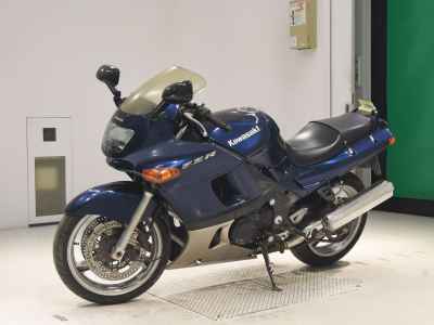 Kawasaki ZZR400 2005