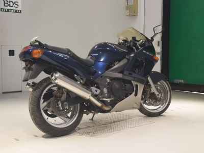 Kawasaki ZZR400 2005