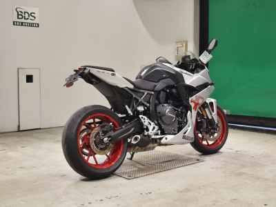 Suzuki GSX-8R 2024