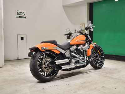 Harley-Davidson Breakout FXBR1920 2024