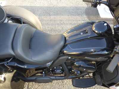 Harley-Davidson Electra Glide FLHTCU1870 Trike 2025