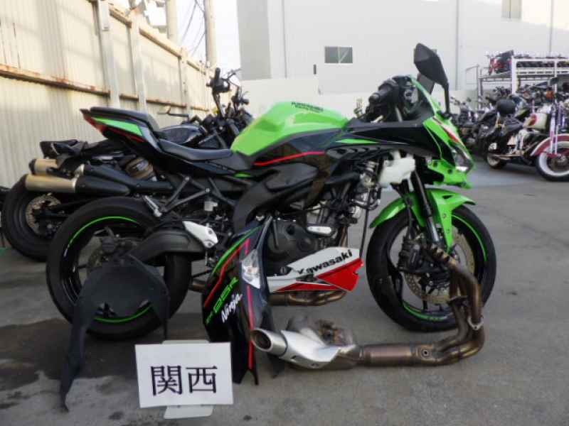 Kawasaki Ninja ZX-25R 2022