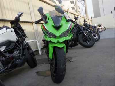 Kawasaki Ninja ZX-25R 2022