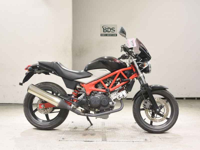 Honda VTR250 2011