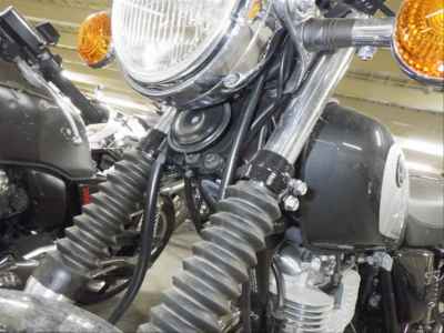 Yamaha SR400 2022