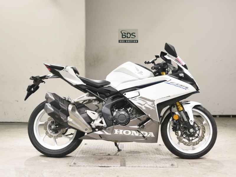 Honda CBR250RR 2023