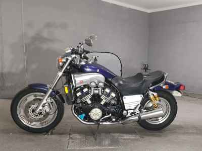 Yamaha V-Max 1200 2025