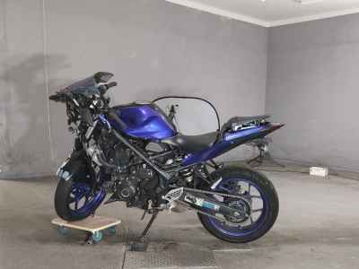 Yamaha YZF-R25 2018