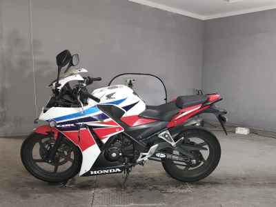 Honda CBR250R 2016