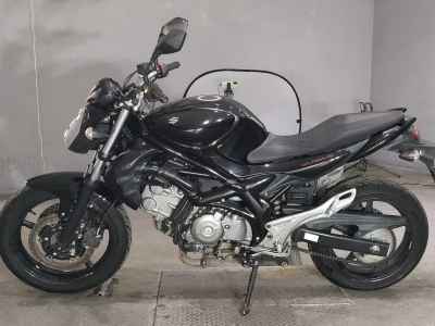 Suzuki Gladius SFV400 2012